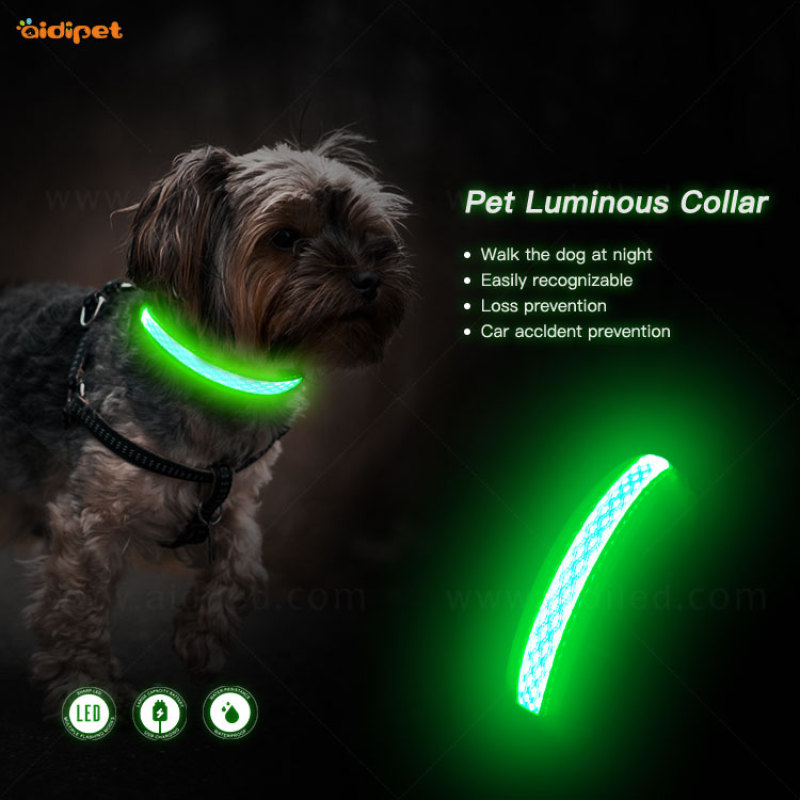 Small Waterproof Cat Dog Rechargeable Flashing Collar XS XXS Size of  Best Light Up ODM Collar for Bad Weather